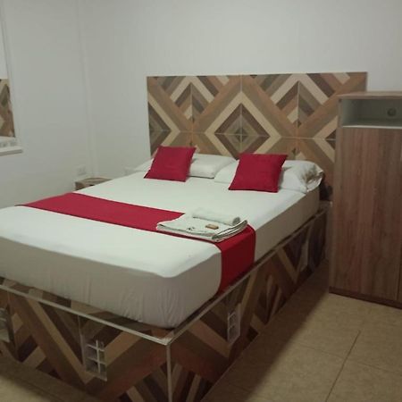 Hostal Kumbaya Santa Marta  Bagian luar foto