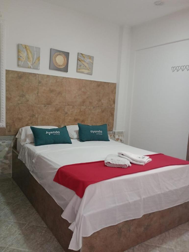 Hostal Kumbaya Santa Marta  Bagian luar foto