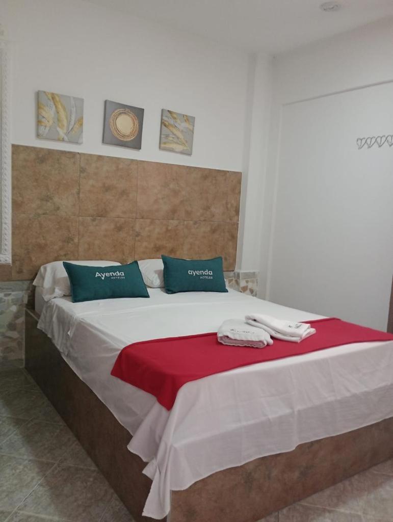 Hostal Kumbaya Santa Marta  Bagian luar foto