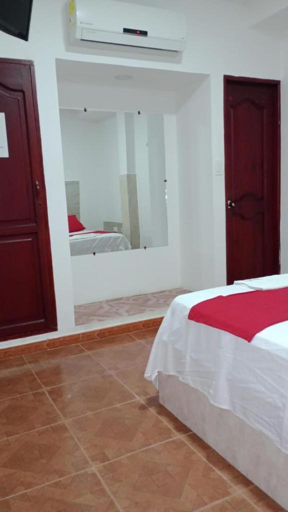 Hostal Kumbaya Santa Marta  Bagian luar foto