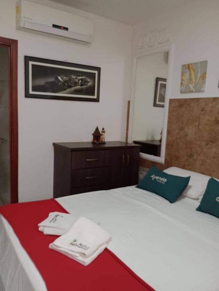 Hostal Kumbaya Santa Marta  Bagian luar foto